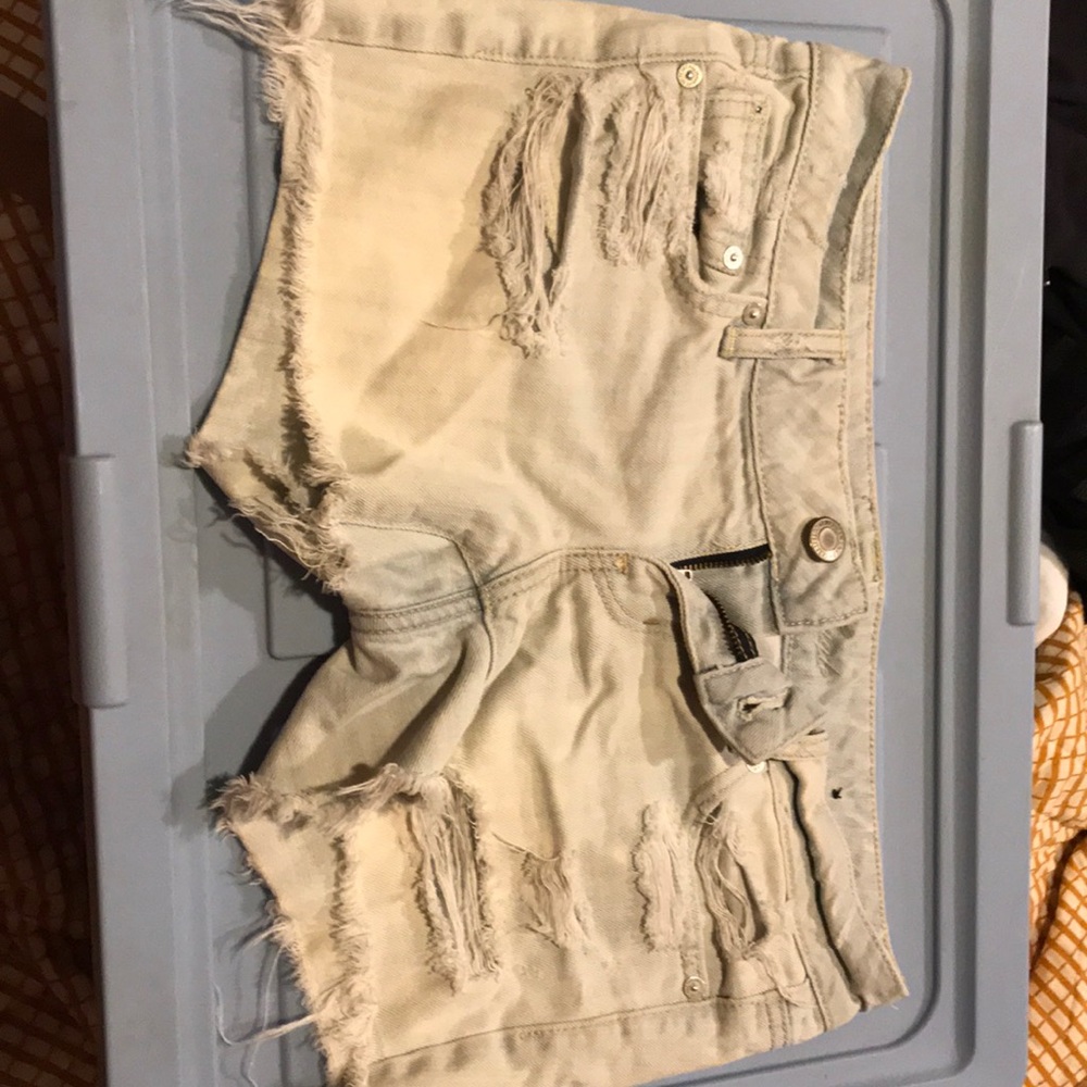 American Eagle Short Shorts Size 4